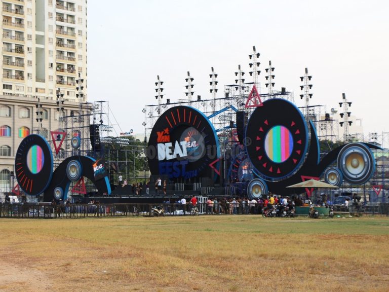 khán đài sân khấu khung phông