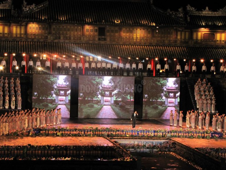 khán đài sân khấu