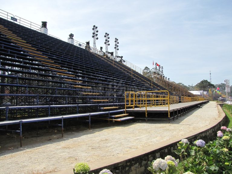 khán đài sân khấu