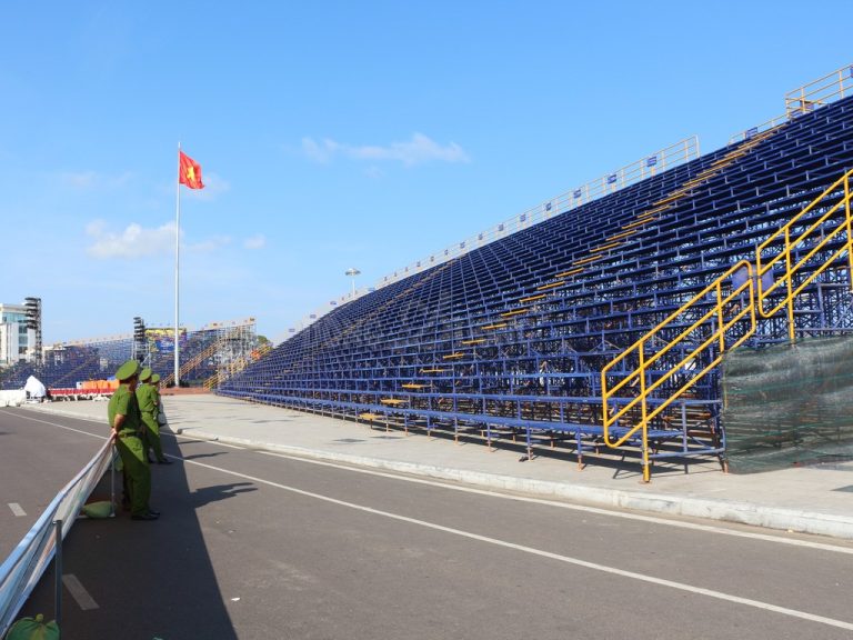 khán đài sân khấu