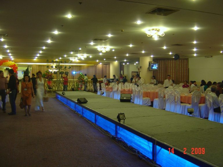 khán đài sân khấu