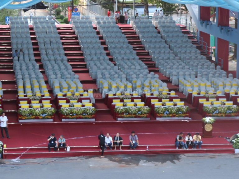 khán đài sân khấu