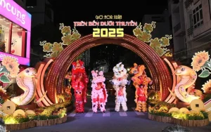Chợ hoa xuân Trên bến dưới thuyền 2025