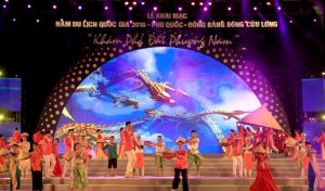 Lễ hội hoa phượng đỏ 2016